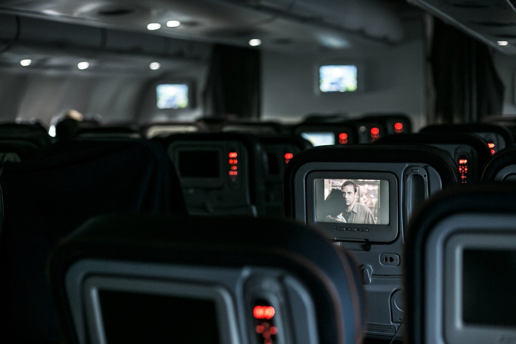 Should You Watch That Movie On A Plane? - Antsy Labs