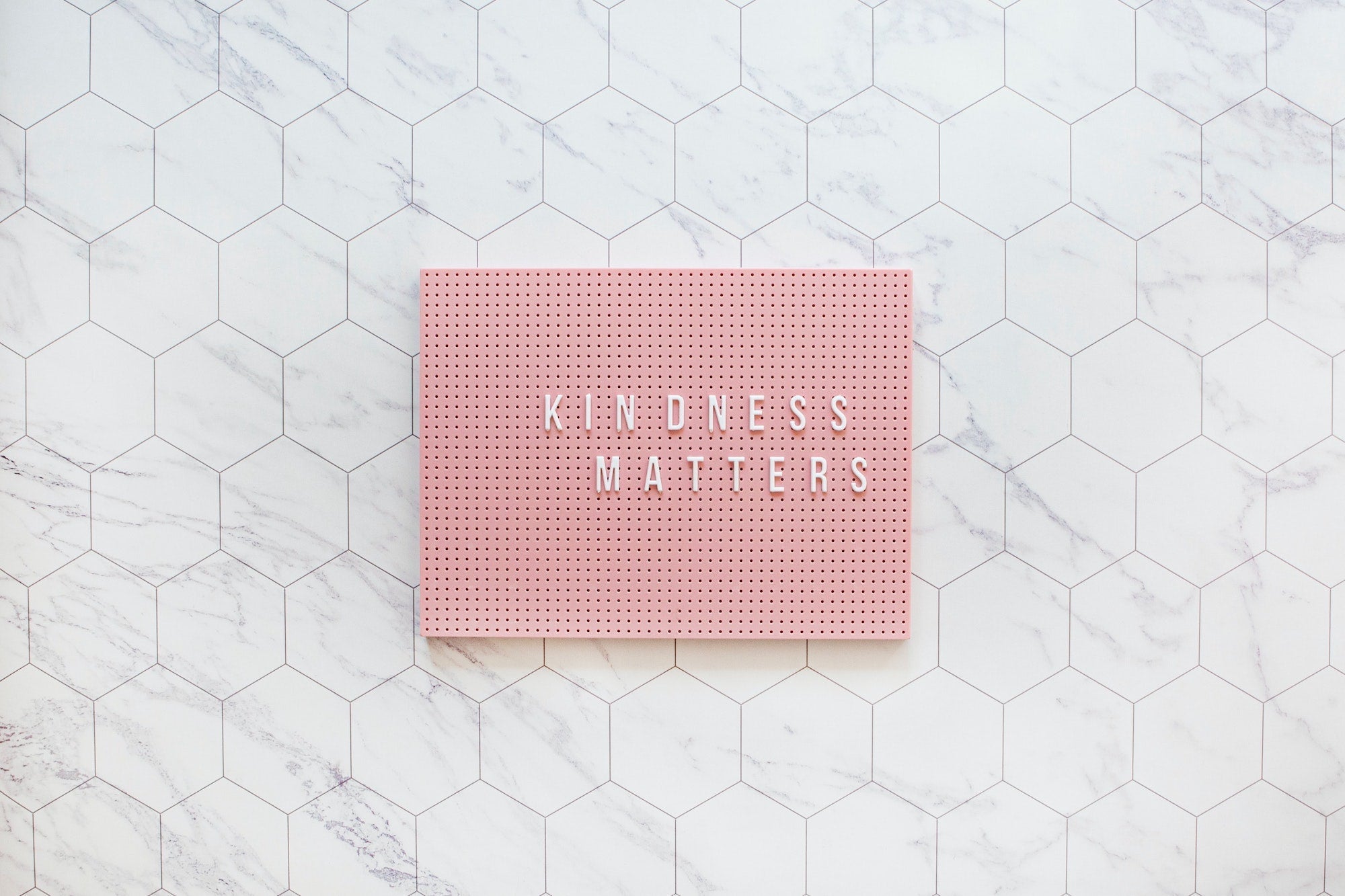 Take On The Surprisingly Sweet 31-Day Acts Of Kindness Challenge - Antsy Labs